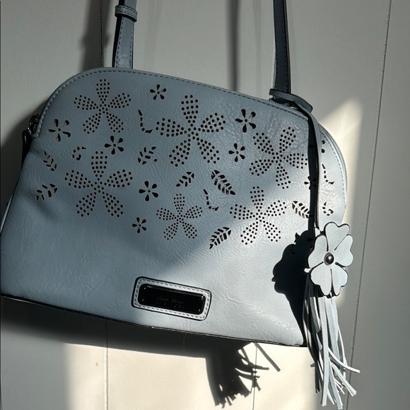 Nicole Miller New York Floral Cutout Blue Shoulder Bag - Picture 2 of 8